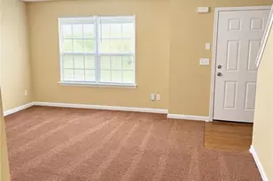 5542 Pineridge Ct, Forest Park, GA 30297 - Photo 9