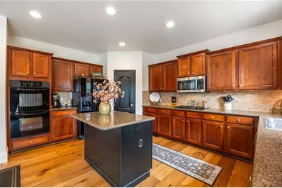 258 Downing Street, Hoschton, GA 30548 - Photo 15
