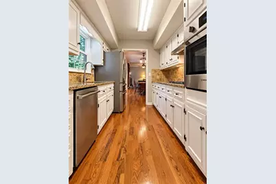 1300 Renee Drive SW, Lilburn, GA 30047 - Photo 11