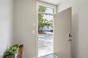 1357 Stirling Cir NW, Atlanta, GA 30318 - Photo 7