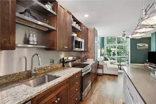 1357 Stirling Cir NW, Atlanta, GA 30318 - Photo 21