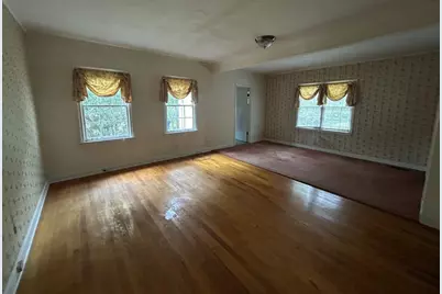 1364 Merry Lane NE, Atlanta, GA 30329 - Photo 11