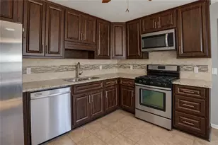 200 Brookview Dr, McDonough, GA 30252 - Photo 11