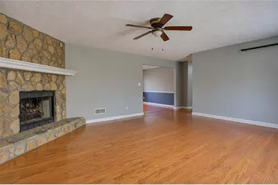 200 Brookview Drive, McDonough, GA 30252 - Photo 5