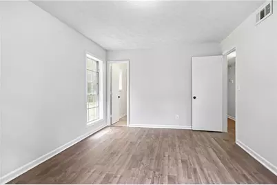 6379 Leverett Drive, Lithonia, GA 30038 - Photo 13