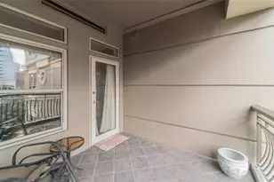 3334 Peachtree Rd NE, Atlanta, GA 30326 - Photo 27