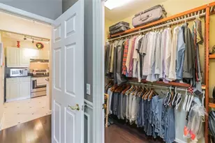 3334 Peachtree Rd NE, Atlanta, GA 30326 - Photo 23