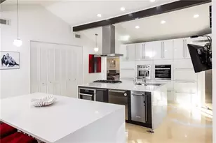 5865 Long Island Dr NW, Sandy Springs, GA 30328 - Photo 9