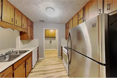 2112 Fairway Court SE #Apt C, Conyers, GA 30013 - Photo 7