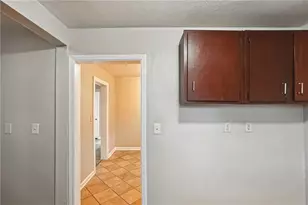2903 Blount St, East Point, GA 30344 - Photo 7
