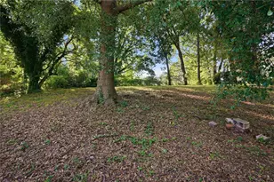 2903 Blount St, East Point, GA 30344 - Photo 25