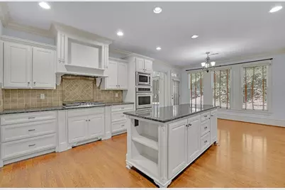 5127 Bentwater Lane, Lilburn, GA 30047 - Photo 19