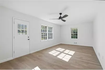 31 Huntwood Drive SE, Smyrna, GA 30082 - Photo 19