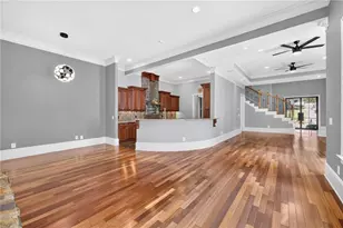 351 Valley Brook Dr NE, Atlanta, GA 30342 - Photo 15