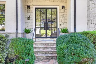 351 Valley Brook Dr NE, Atlanta, GA 30342 - Photo 7
