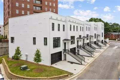 3667 Peachtree Road NE #12, Atlanta, GA 30319 - Photo 1