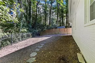 1210 Dorby Park Dr NE, Brookhaven, GA 30319 - Photo 35