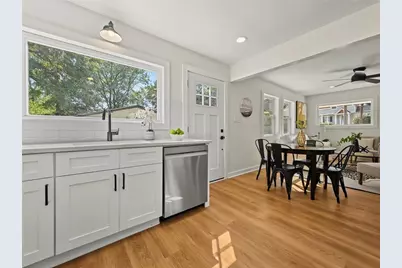 147 Rockyford Road NE, Atlanta, GA 30317 - Photo 7