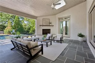 4566 Dudley Ln, Sandy Springs, GA 30327 - Photo 21