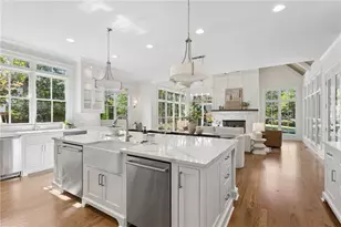 4566 Dudley Ln, Sandy Springs, GA 30327 - Photo 11