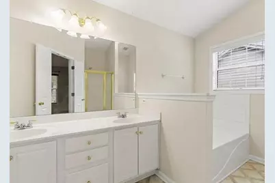 4450 Bradstone Trace NW, Lilburn, GA 30047 - Photo 17