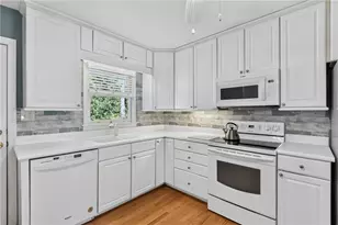 2085 Clearwater Dr, Marietta, GA 30067 - Photo 9