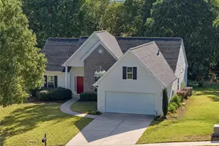 2517 Weycroft Circle, Dacula, GA 30019 - Photo 3