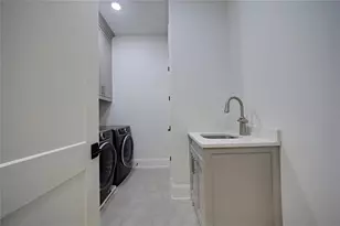 81 Thompson St, Alpharetta, GA 30009 - Photo 37