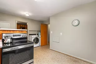 708 Densley Dr, Decatur, GA 30033 - Photo 9