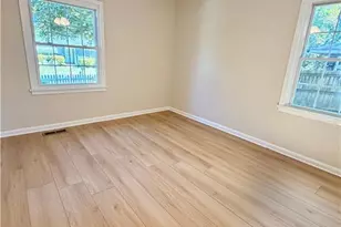 199 Bishop Dr NE, Marietta, GA 30060 - Photo 17