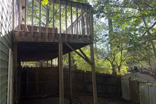 910 Indian Lake Dr, Lilburn, GA 30047 - Photo 25