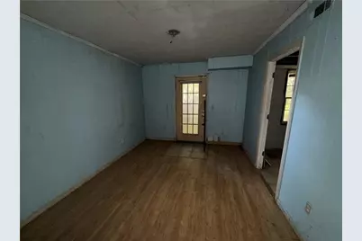 910 Indian Lake Drive, Lilburn, GA 30047 - Photo 21