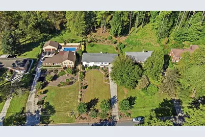 1701 Smithwood Drive, Marietta, GA 30062 - Photo 33