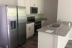 8678 Lakeview Cmns Commons, Jonesboro, GA 30238 - Photo 3