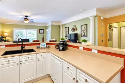 1724 Whitemarsh Way, Savannah, GA 31410 - Photo 9