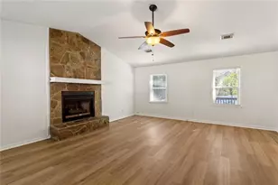 1025 Natalie Ln SE, Smyrna, GA 30082 - Photo 11