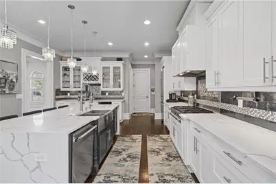 3383 Jamont Boulevard, Johns Creek, GA 30022 - Photo 7