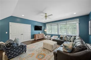 1024 Club Commons Cir NE, Atlanta, GA 30319 - Photo 29
