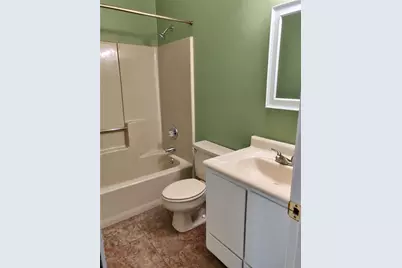 1026 S Confederate Drive S, Macon, GA 31220 - Photo 5