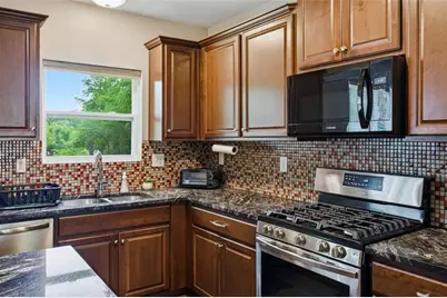 3051 Springdale Rd, Hapeville, GA 30354 - Photo 11