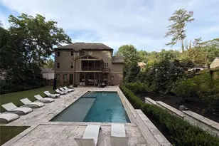 2110 E Roxboro Road E, Atlanta, GA 30324 - Photo 45