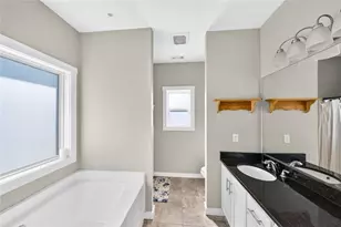 694 Railroad Ave, Comer, GA 30629 - Photo 15