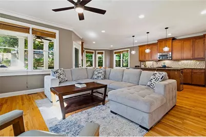 [Address not provided], Decatur, GA 30030 - Photo 9