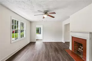 1330 Lynford Dr SW, Atlanta, GA 30310 - Photo 9
