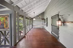 8235 Tynecastle Dr, Sandy Springs, GA 30350 - Photo 23