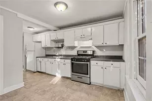 1371 Beatie Ave SW, Atlanta, GA 30310 - Photo 3