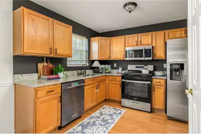 884 Asbury Trail, Lithonia, GA 30058 - Photo 9
