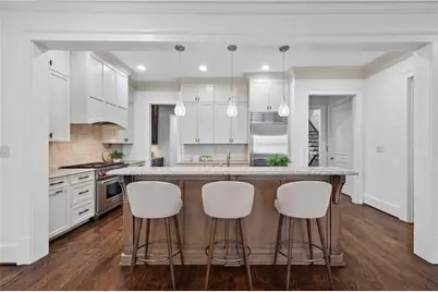 3675 Brookhaven Manor Crossing, Atlanta, GA 30319 - Photo 3