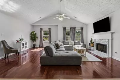 426 Mattie Farm Court, Lawrenceville, GA 30045 - Photo 15