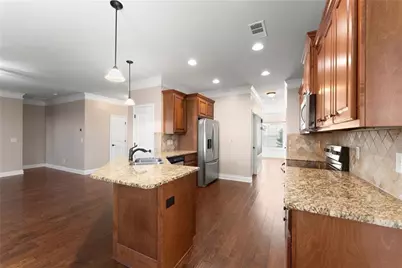 334 Red Cap Circle, Jefferson, GA 30549 - Photo 5